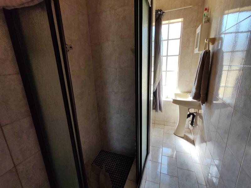 3 Bedroom Property for Sale in Oranjeville Free State